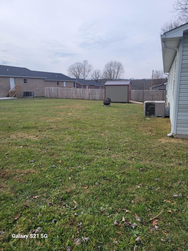 Building Photo - 251 Myrtle Ave