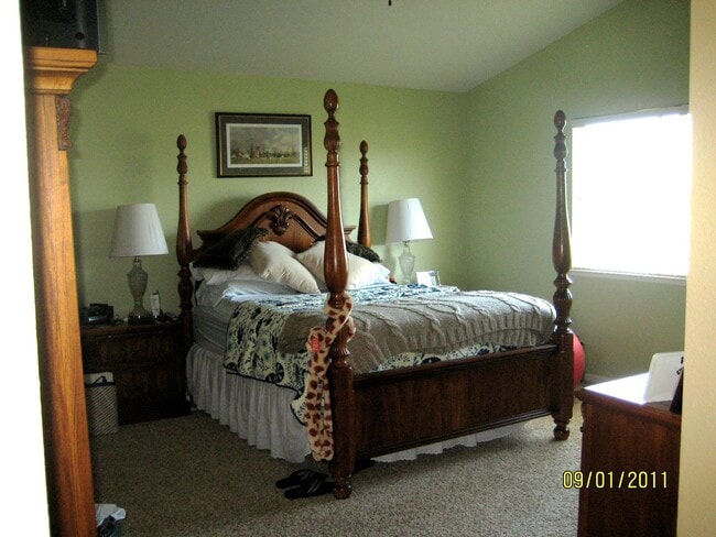 Building Photo - SAN MICHELE DRIVE - BEAUTIFUL LARGE HOME