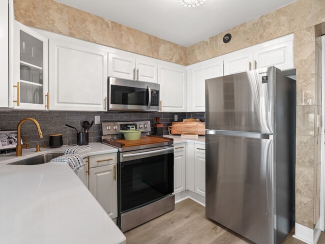 Building Photo - 2870 Pharr Ct S Northwest