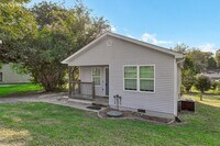 Building Photo - 219 W Watt St