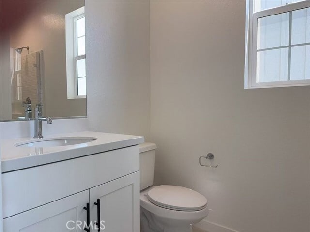 Building Photo - 5985 Huntington Dr