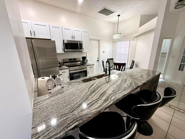 Building Photo - 1049 Mourning Dove Ln