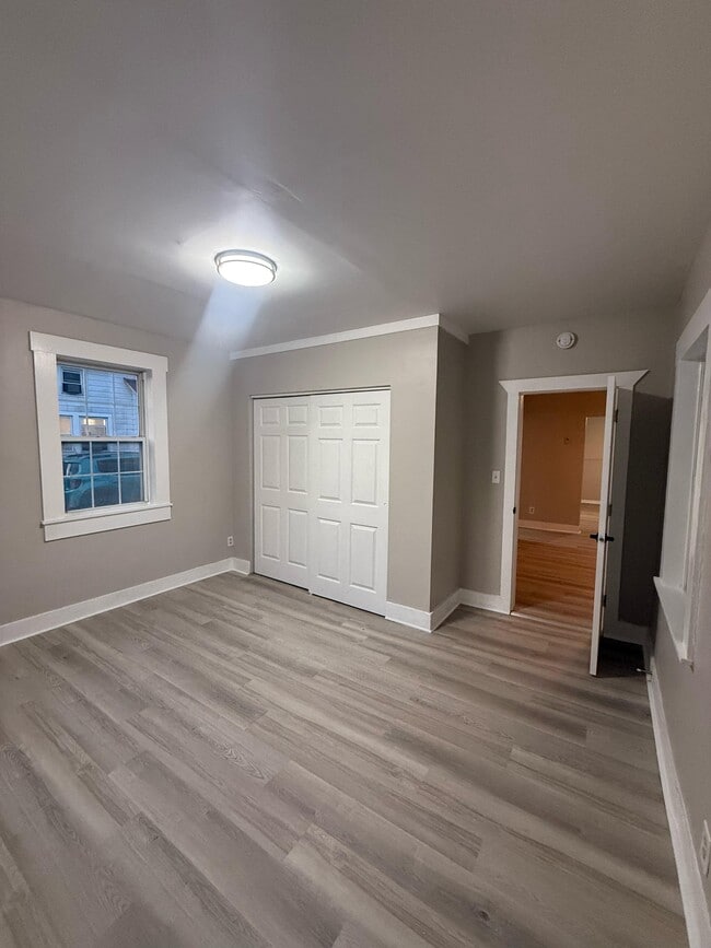 Building Photo - 720 S Apperson Way