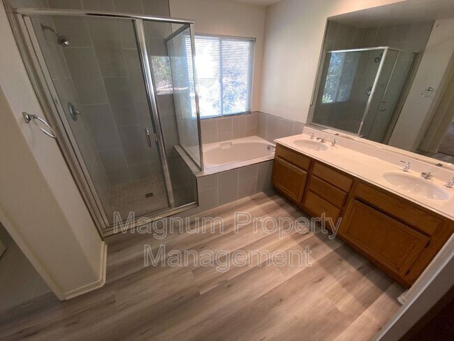 Building Photo - 32405 Corte Palacio