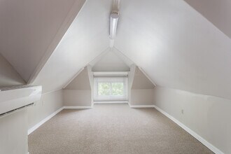 Building Photo - Eastern Parkway