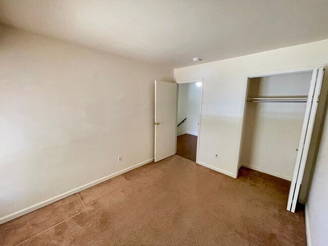 Building Photo - Beautiful Two-story, 3 Bed, 1.5 Bath Condo 1/2 Mile from CSU!