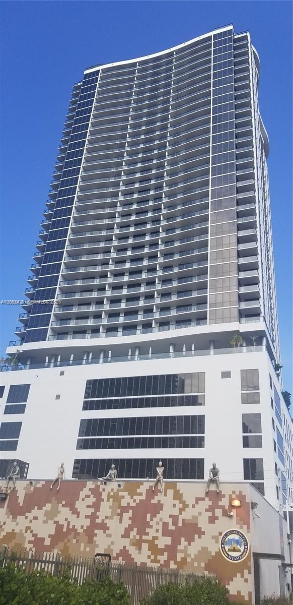 Building Photo - 1600 NE 1st Ave