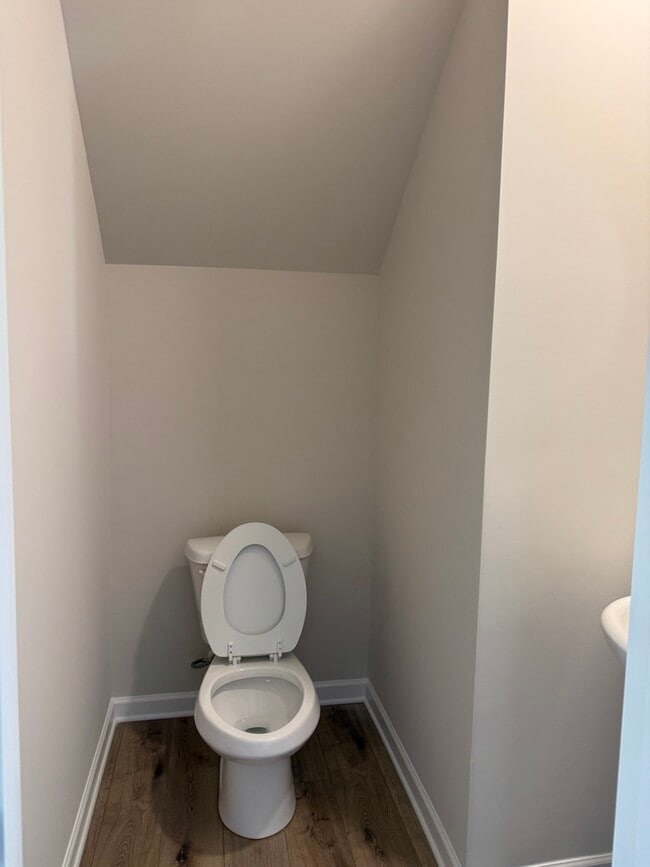 Building Photo - 401 Fox Crk Dr