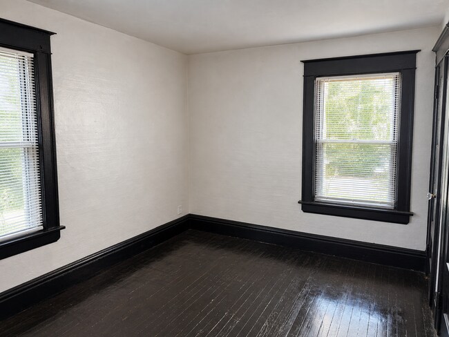 Building Photo - 50-52-52 Winterroth St