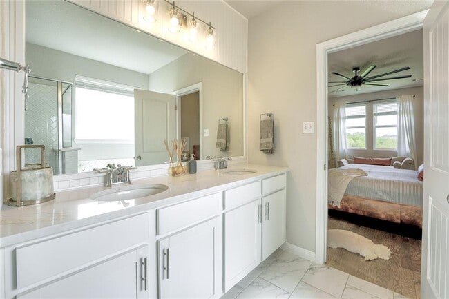 Building Photo - 17600 Penfolds Dr