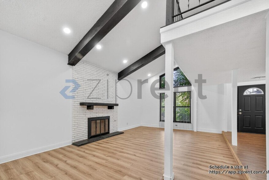 Building Photo - 1218 Billings Dr