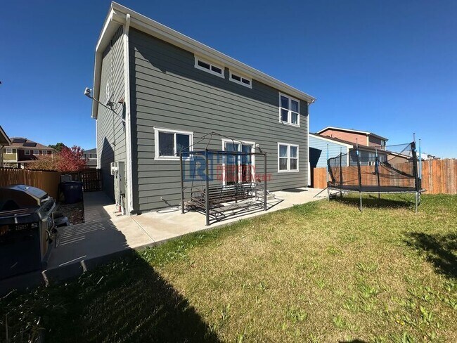 Building Photo - 5528 Lewiston Ct