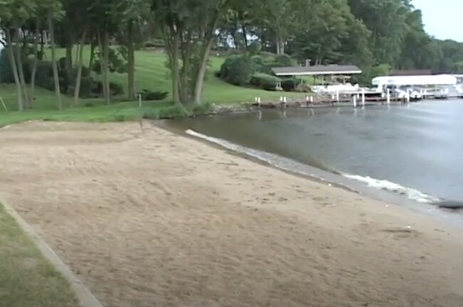 Neighborhood beach sand - 28576 W Lindbergh Dr