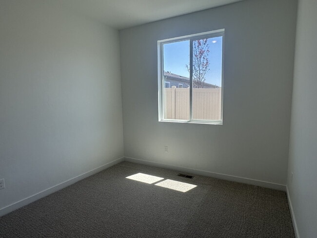 Building Photo - Brand New 4 Bed 2 Bath Home!