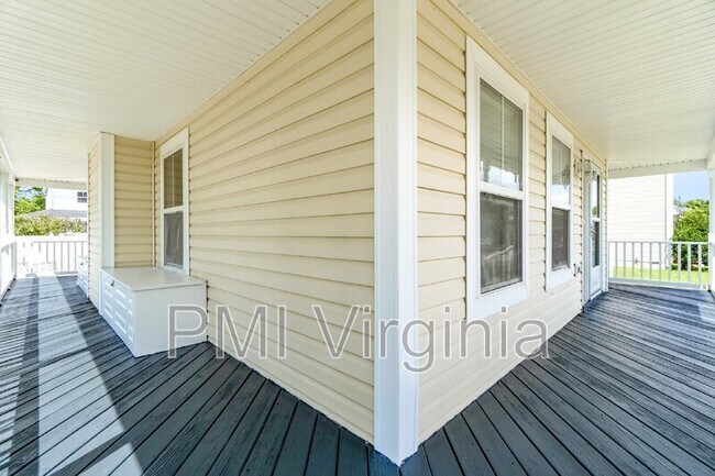 Building Photo - 32 Regal Way