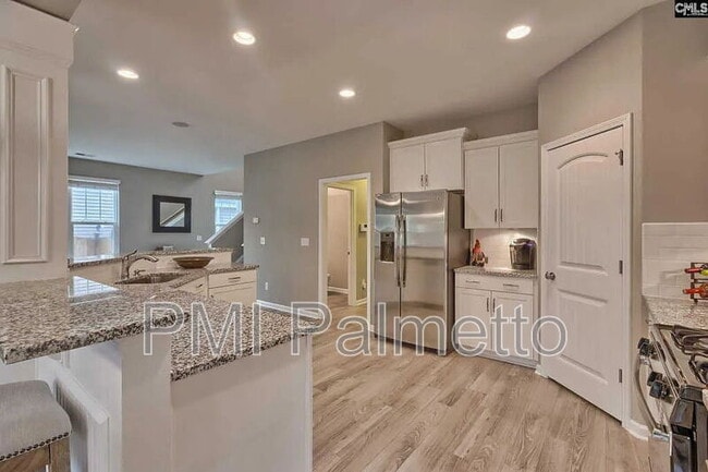 Building Photo - 326 Lanyard Ln