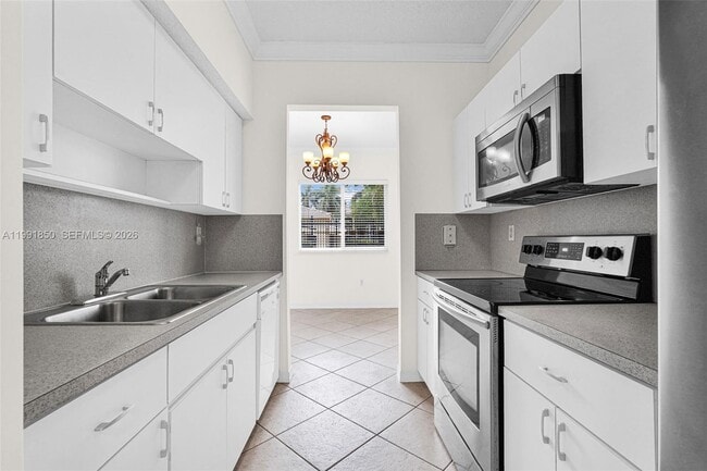 Building Photo - 7085 Nova Dr