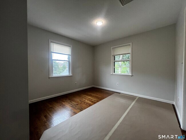 Building Photo - 485 Peet St