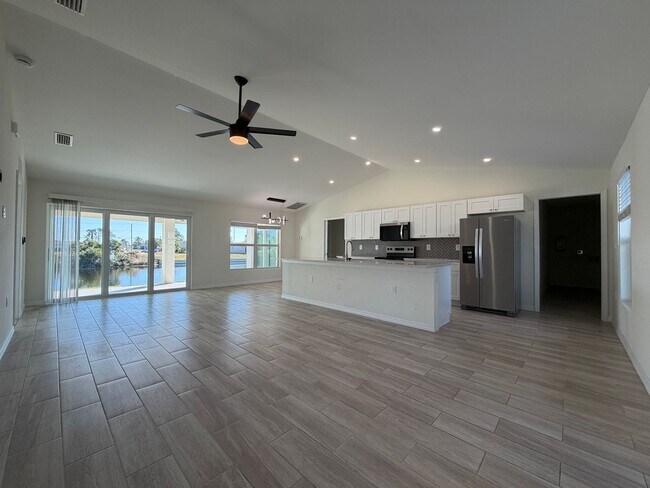 Building Photo - 1018 Vogiantzis Pkwy