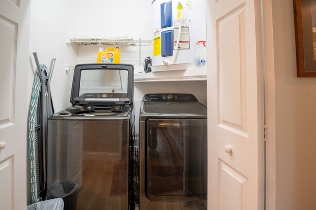 Building Photo - FURNISHED RENTAL-AVAILABLE 3-12 MONTHS STARTING JUNE 10, 2026