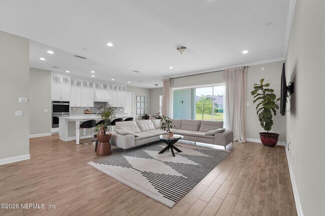 Building Photo - 247 Huguenot Ln