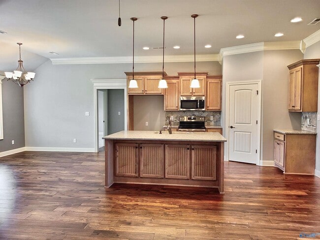 Building Photo - 13735 Callaway Dr