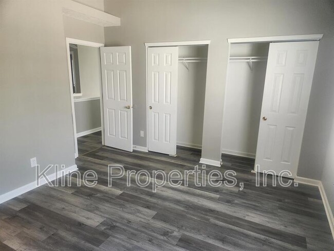 Building Photo - 5015 Clarkson Dr