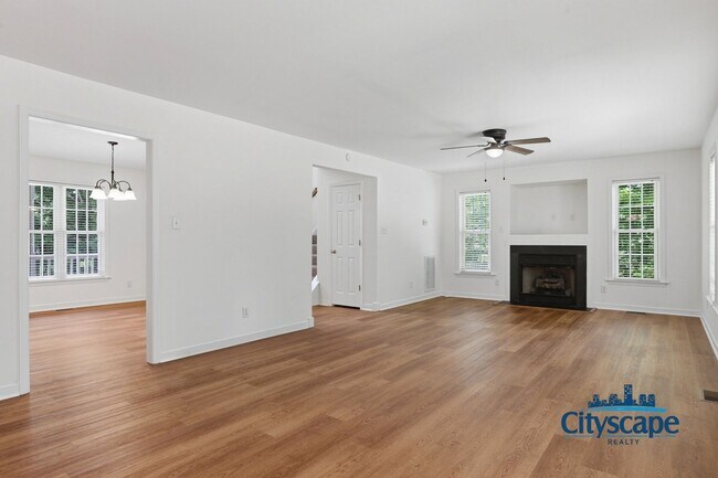 Building Photo - BEAUTIFUL ASHBROOK HOME