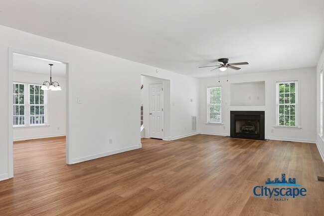 Building Photo - NEWLY RENOVATED 4 BEDROOM ASHBROOK HOME