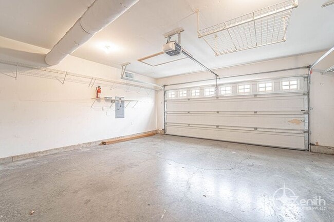 Building Photo - 8304 NE 158th Ave