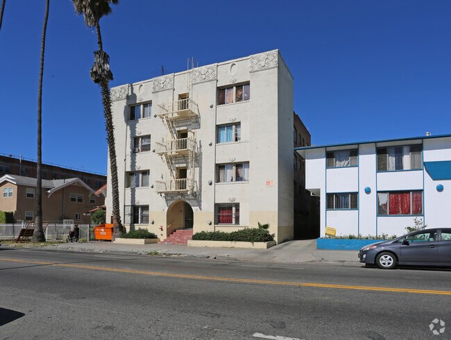 Building Photo - 147 S Normandie Ave