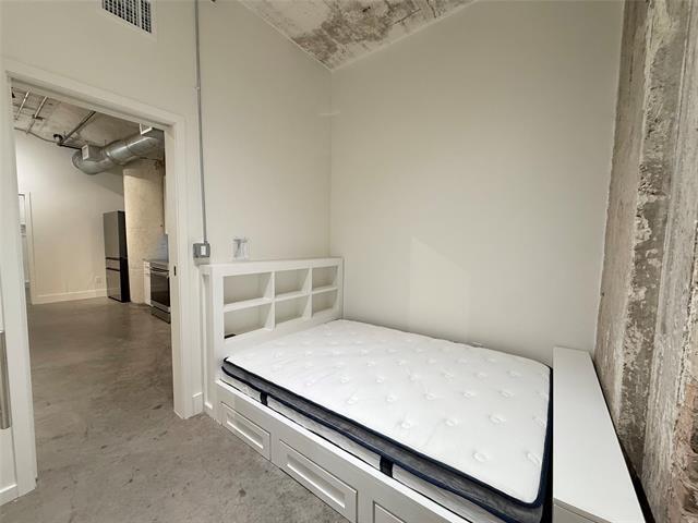 Building Photo - 1122 Jackson St