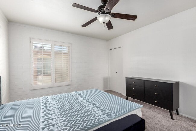 Building Photo - 4848 N Woodmere Fairway