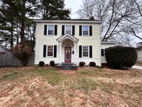 Building Photo - Welcome to your new home in Portsmouth, VA...