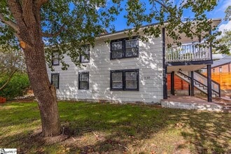 Building Photo - 530 Peronneau St