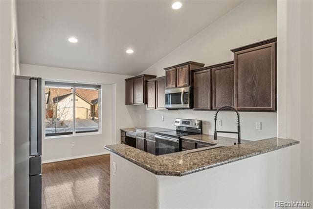 Building Photo - 2556 Hannah Ridge Dr