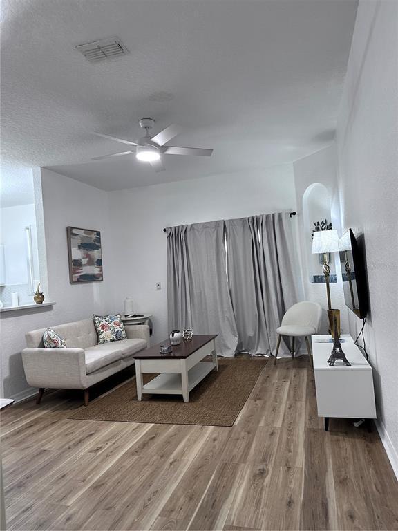 Building Photo - 428 Miramar Ave