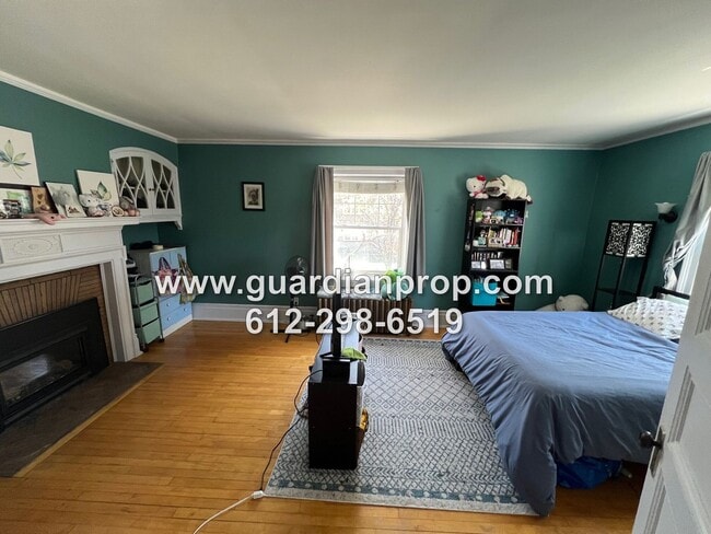 Building Photo - 625-627 Marshall Ave