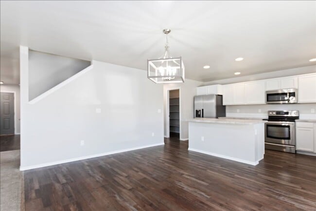 Building Photo - 2044 Kodiak St