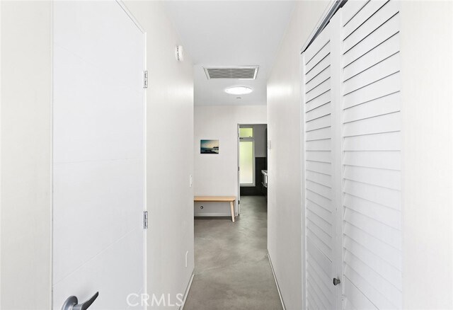 Building Photo - 30872 Marilyn Dr