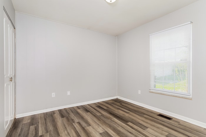 Building Photo - 2578 W Kemper Rd