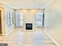 Building Photo - 25340 Lake Mist Square