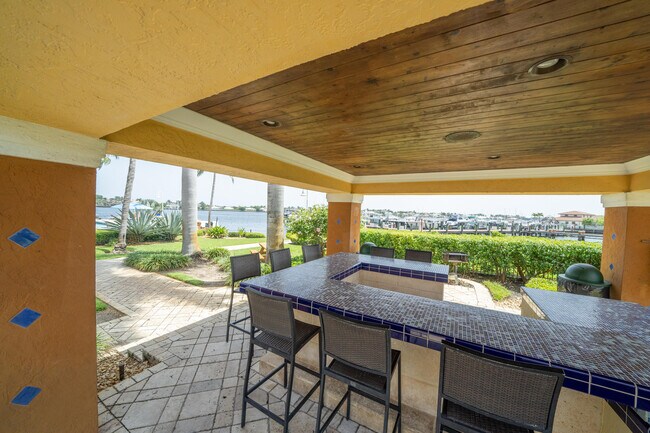 Building Photo - 167 Yacht Club Way