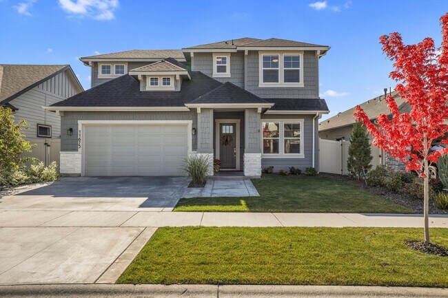Building Photo - Beautiful 4 bed 2.5 bath home