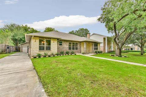 Building Photo - 2014 Briarstem Dr