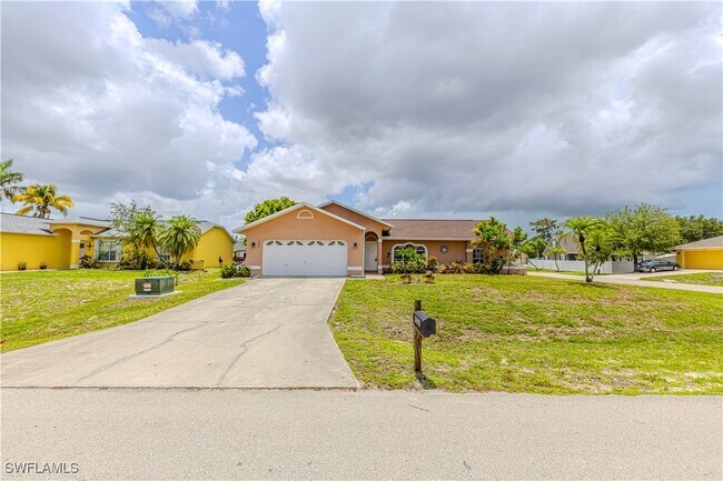 Building Photo - 9084 Caloosa Rd