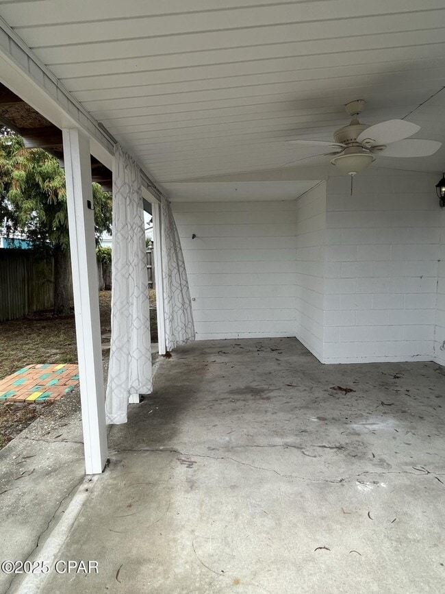 Building Photo - 6213 Sunset Ave