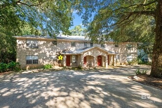 Building Photo - 8564 Garden Cir