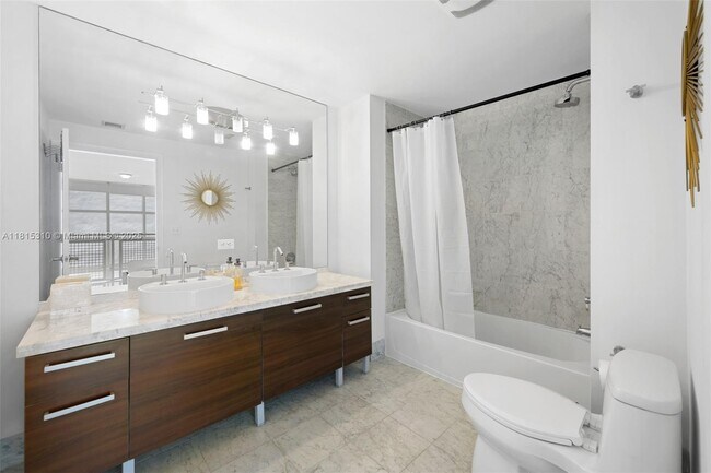 Building Photo - 244 Biscayne Blvd