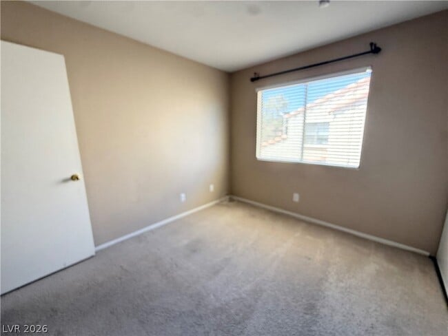 Building Photo - 2066 Waverly Cir